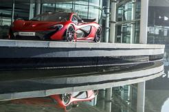 McLaren Luncurkan P1 Centil dengan Knalpot Emas