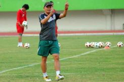 Fans Persegres Cemas Liestiadi Bawa Gerbong Medan