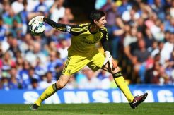 Courtois Siap Sambut 7 Laga Selama Desember
