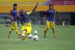Duo Papua Janji Antar Sriwijaya FC Juara