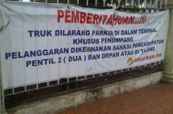 Nekad Parkir di Terminal, Ban Truk Batu bara akan Digembosi