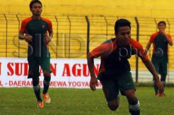 Persatu-Laga FC Promosi Divisi Utama