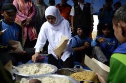 Khofifah Minta Kebutuhan Pengungsi Longsor di Jemblung Dipenuhi