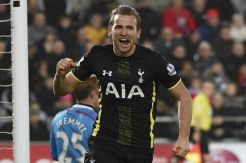 Kane Bawa Spurs Unggul di Babak Pertama