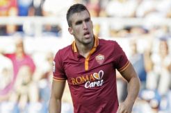Roma Bertekad Pertahankan Strootman