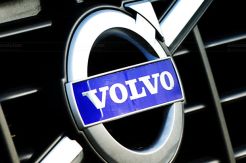 Volvo Tarik Diri di...