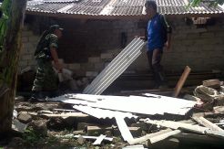 Lima Rumah di Cikaum Rusak Diterjang Angin Kencang