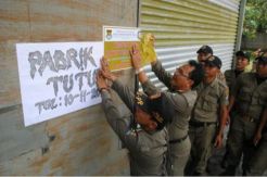 Langgar 2 Perda, Pabrik Tabung Gas Disegel