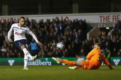 Pesta Gol ke Gawang Newcastle, Spurs Melaju