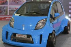 Tata Super Nano, Si Kecil Beringas