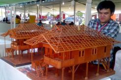 Rumah Kayu Woloan UD Queen Tembus Pasar Dunia