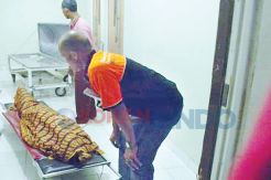 Tahanan Lapas Bunuh...