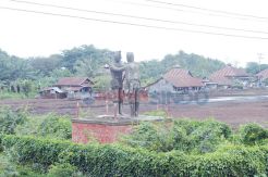 Patung Prajurit Tidak...
