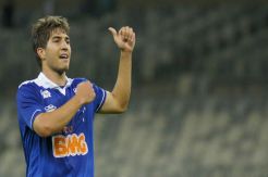 Gelandang Cruzeiro Siap ke Madrid