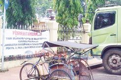 Dilarang, Masih Bandel