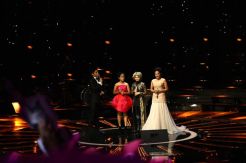Indah Nevertari Menghibur Warga Makassar