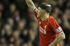 Gol Telat Skrtel Buyarkan Kemenangan Arsenal