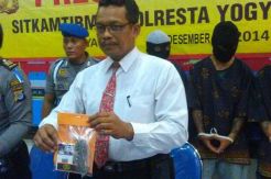 Pesta Ganja di Losmen, Sepasang Kekasih Diciduk Polisi