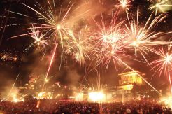 Pesta Count Down Berbalut...