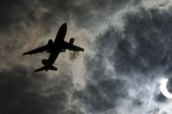 Hari Kedua, Pencarian AirAsia QZ8501 Masih Nihil