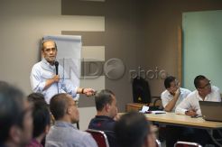 Faisal Basri Pede Ekonomi Indonesia 2015 Tembus 6%