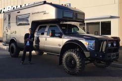 Ford Xpedition EarthRoamer Kado Natal Jhon Mayer