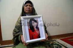 Keluarga Wanti Setiawati Berharap Ada Kabar Baik