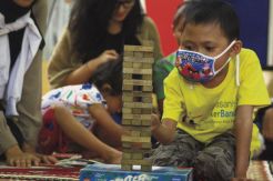 Bertahan di Tengah Ujian