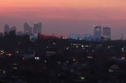 Pendapatan Hotel Turun...