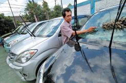 Manisnya Bisnis Rental...