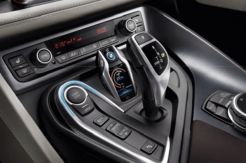 BMW Kenalkan Key Fob Baru yang Punya Fungsi Tambahan
