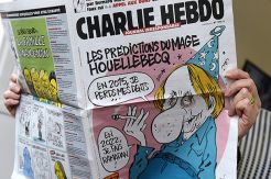 Majalah Charlie Hebdo,...