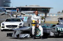 Tiga Tahun ke Depan, Hamilton jadi Pembalap Terkaya