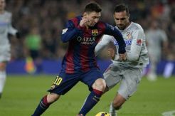 Messi Gunakan Tangan Untuk Bantu Barca Menang