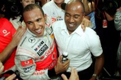 Hamilton Diramal Bakal Pertahankan Gelar