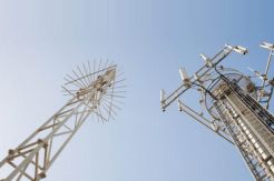Dua Cara Menata Ulang Frekuensi 1.800 MHz