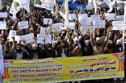 Muslim Pakistan: Gantung...