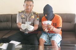 Karyawan Klinik Gigi...
