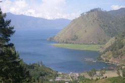 Mencicipi Ikan Deupik di Danau Laut Tawar