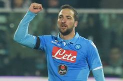 Napoli Nikmati Zona Liga Champions di Paruh Musim