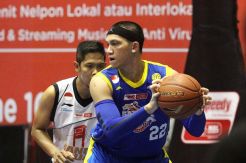 Vinton Manusia 1000...