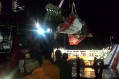 Panglima TNI Diminta Angkat Badan Pesawat AirAsia