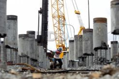 Jepang Pertimbangkan Garap Luar Jawa