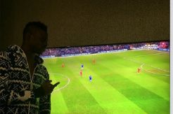 Mario Balotelli Hanya Bisa saksikan Liverpool Dari Layar Kaca