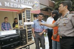 Rumah Pengganda Film...