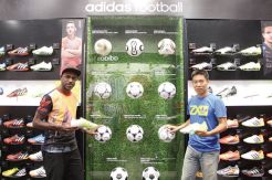 Outlet Store Khusus...