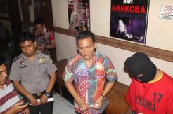Polda Jateng Bekuk Kurir...
