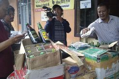 Ribuan Keping VCD Bajakan...