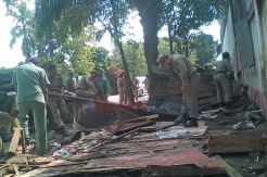 Warung Mesum di Jalan...
