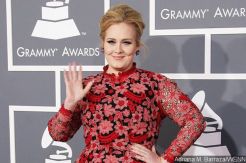 Adele Siap Tur Dunia Tahun Depan